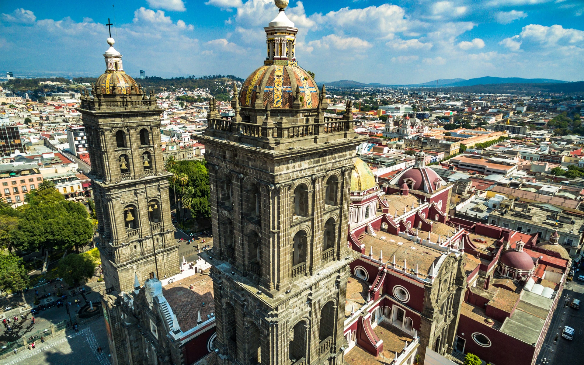 Chiswick High Road internal