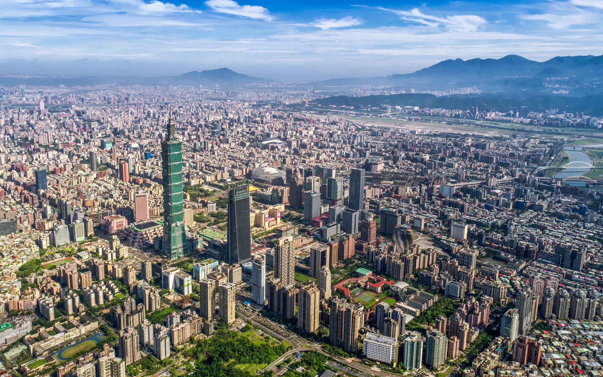 Chiswick High Road internal