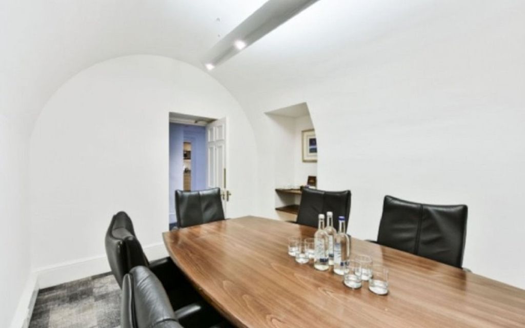 17 Cavendish Square, Marylebone, W1G 0PH