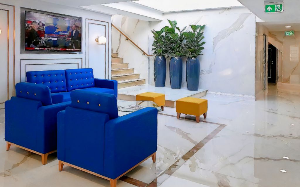 2 Allen Street, Kensington, W8 6BH
