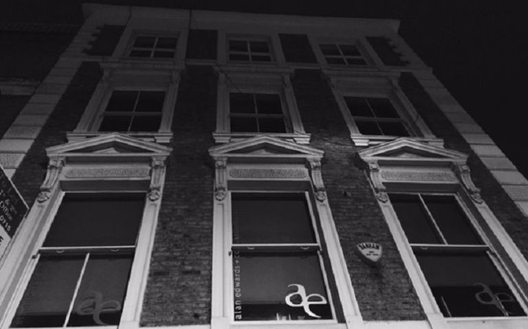 Campden Hill Road, Bayswater, W8 7TH