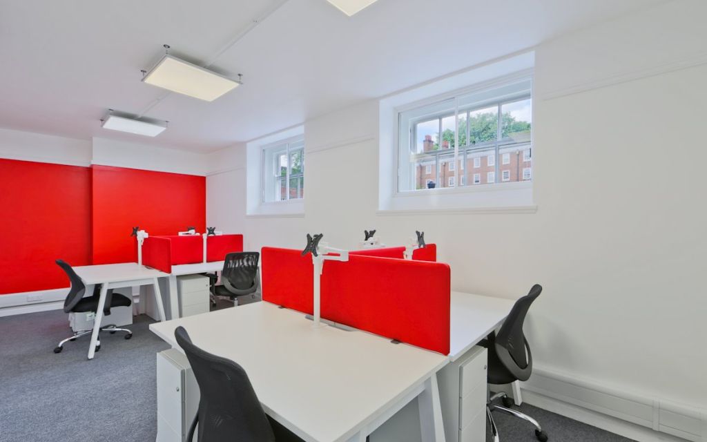 Gray's Inn Square, Farringdon, WC1R 5JD