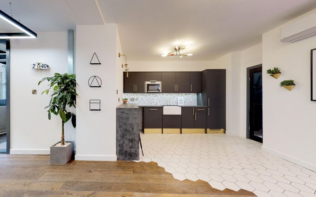 Motley Avenue, Old Street, EC2A 4SU