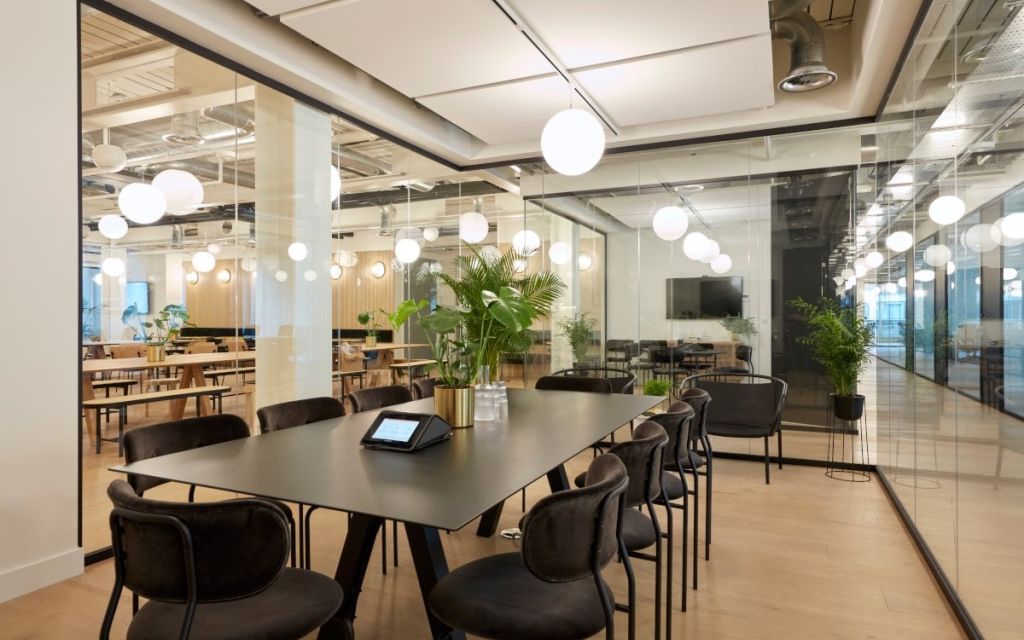 High Holborn , St Giles, WC1V 6LJ