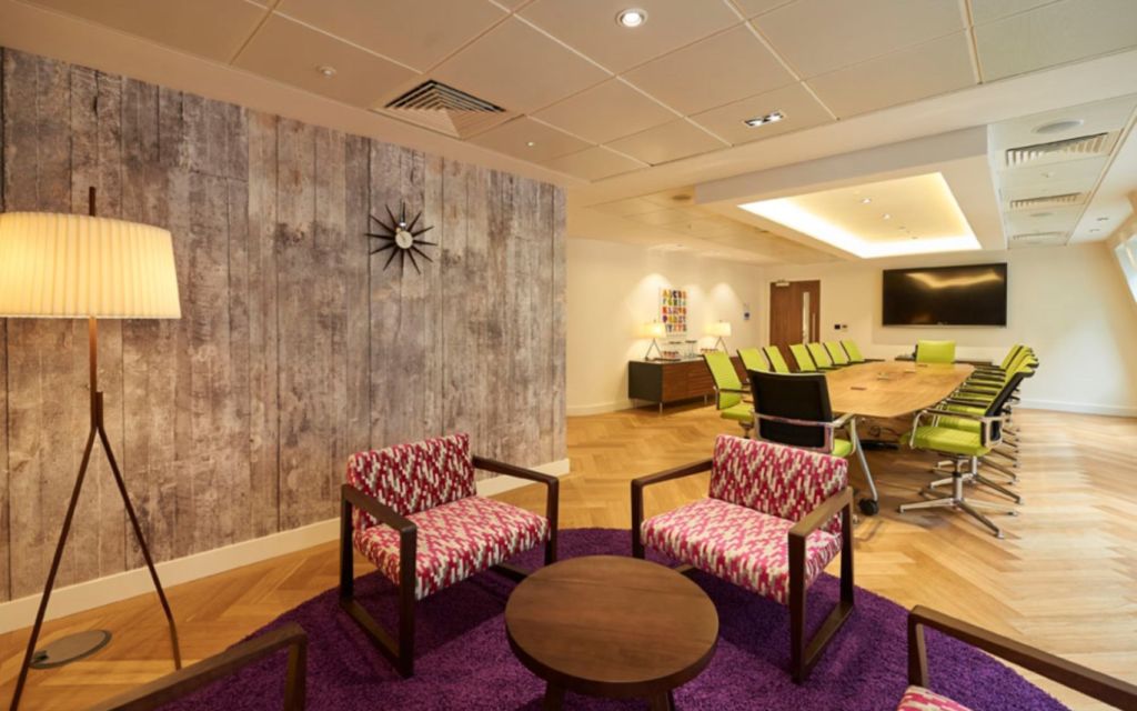 Fenchurch Place , Fenchurch Street, EC3M 4PB