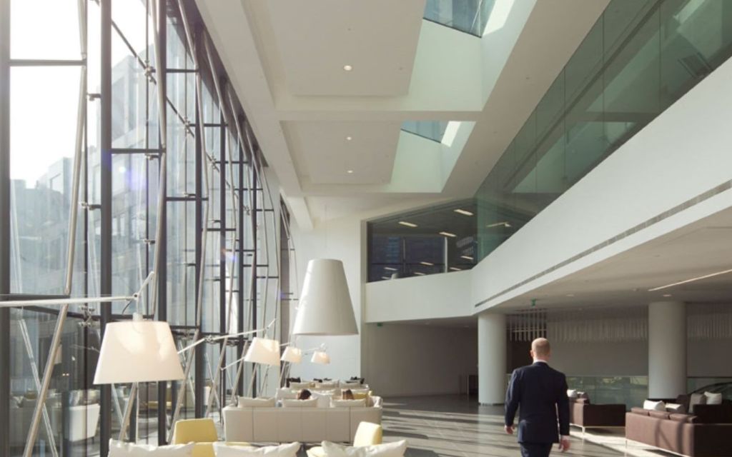 Aldersgate , St Pauls, EC1A 4HD