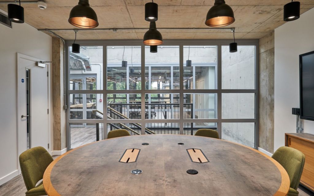 Hoxton Square, Shoreditch, Old Street, N1 6PB