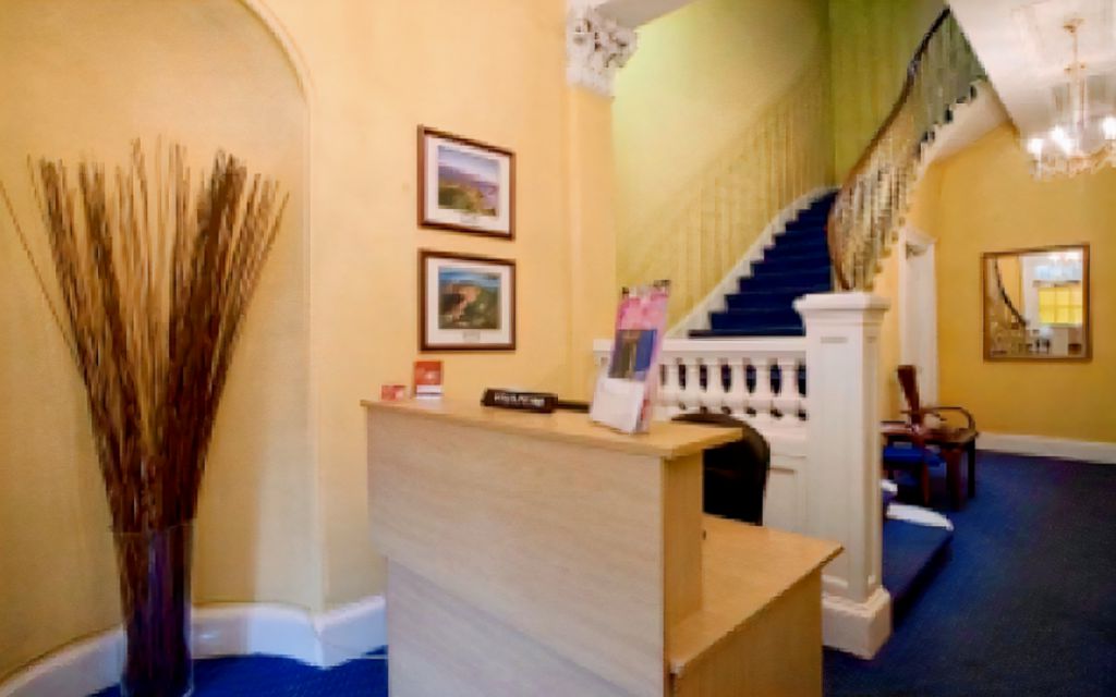9 Newton Place, Glasgow Central, G3 7PR