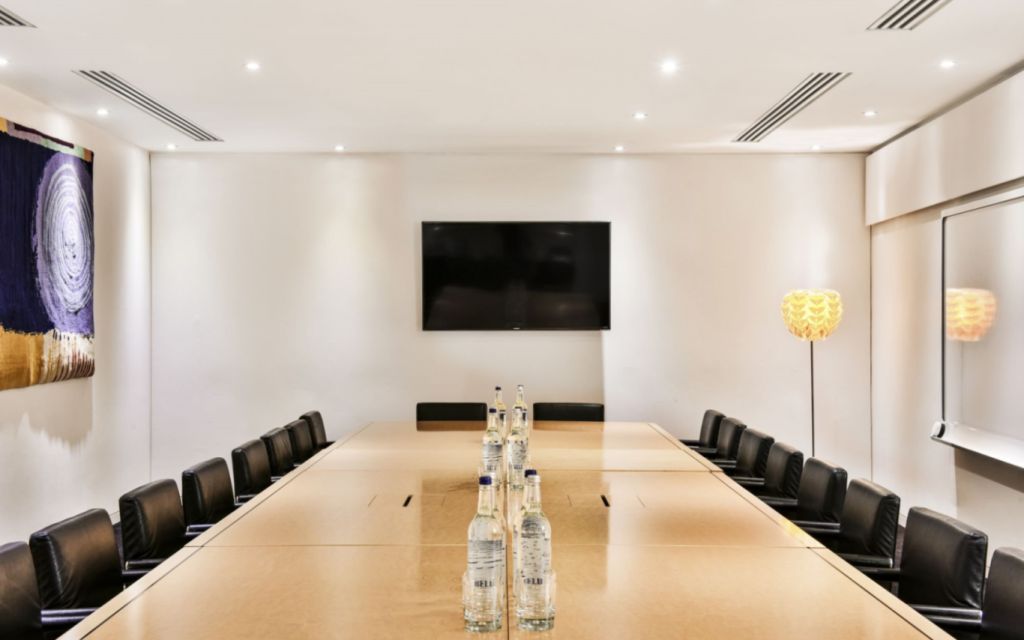 1 Cornhill, Bank, EC3V 3ND