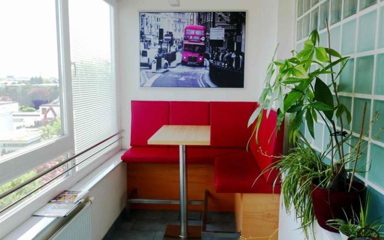 Karolingerstrasse 1, 5020