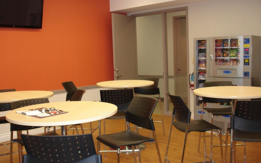 5800 Ambler Drive, Suite 210, L4W 4J4