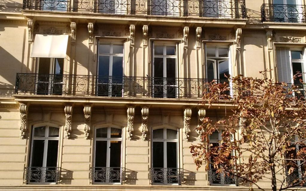 8 Avenue Hoche, 75008