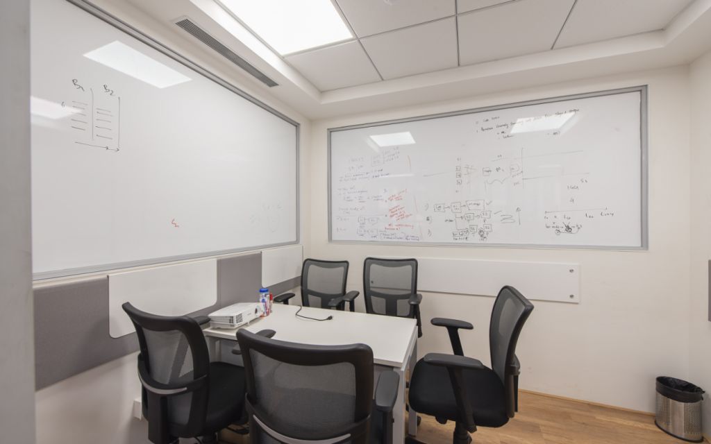 L5 Shanta Sriram Building, PSR Towers, Beside DLF Building, 500032