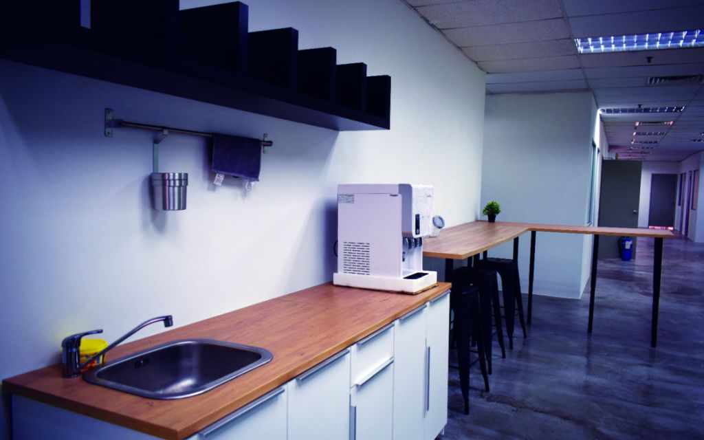Unit 503, Level 5, Block A, Pusat Dagangan Phileo Damansara 1, 46350