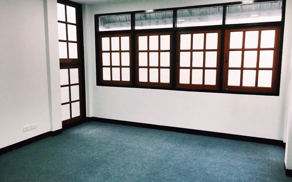 30/18 Saladaeng 2 Silom Bangrak, 10500