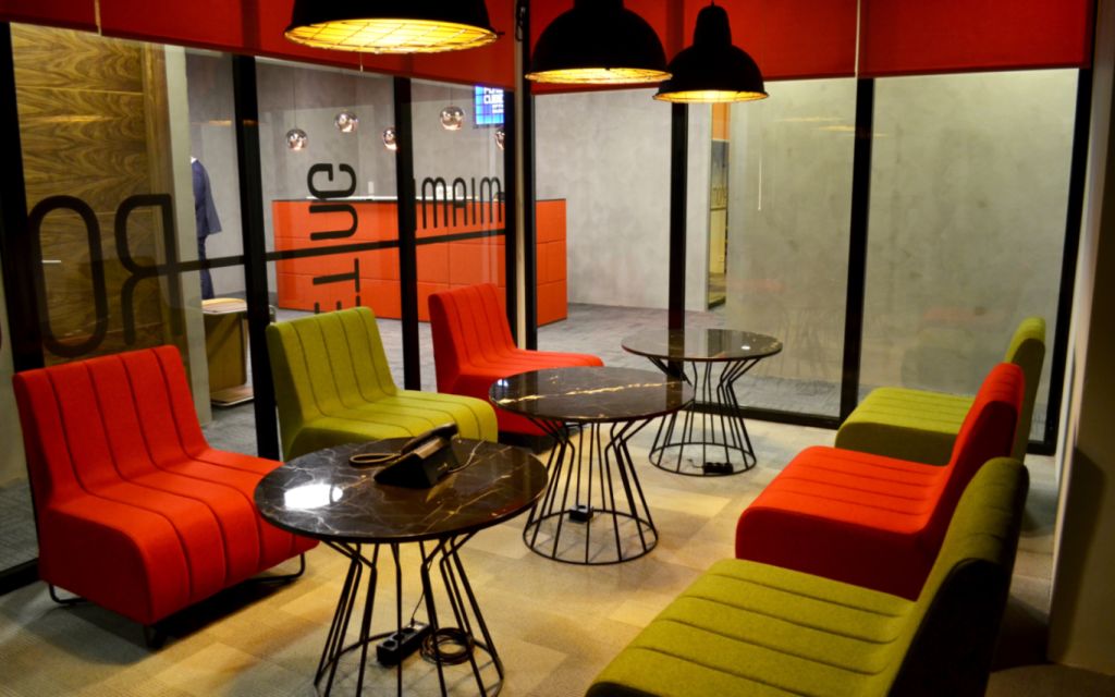 Via Flat Business Center Nergiz Street 7/2, Söğütözü/Ankara, 6560