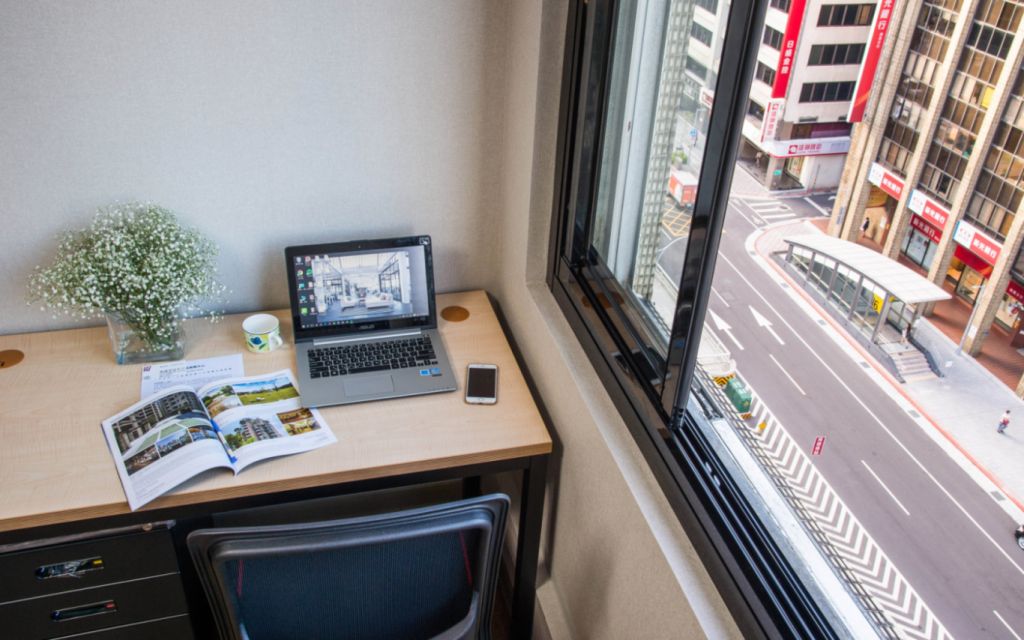 10th Floor, No. 150, Section 2 Nanjing East Road, 10491