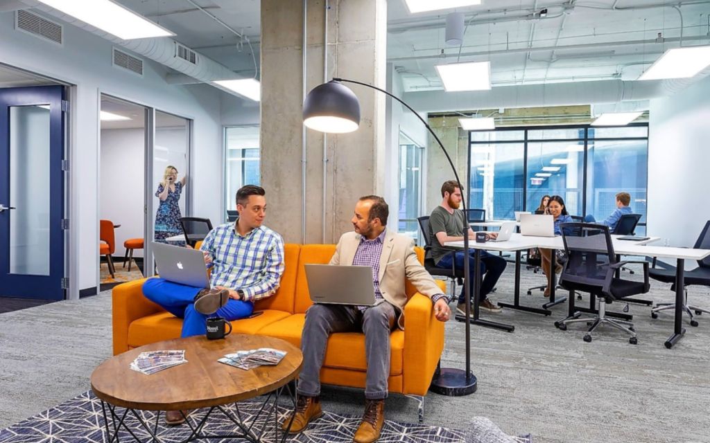 405 W Superior St, 60654