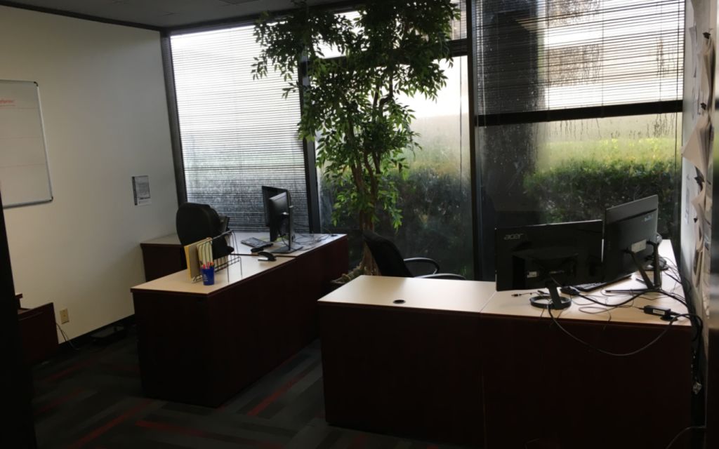 1717 Saint James, Suite 110, 77056