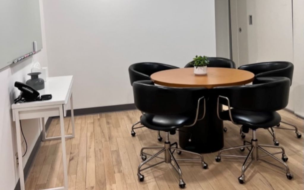 33 W 19th St, 4th Floor, 10011