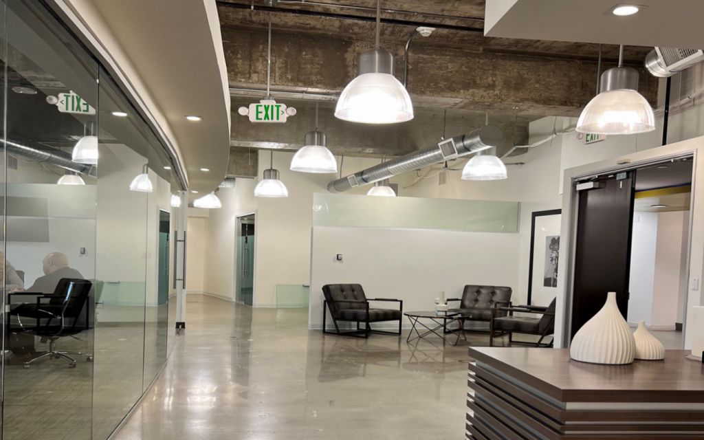 9777 Wilshire Boulevard, 90210