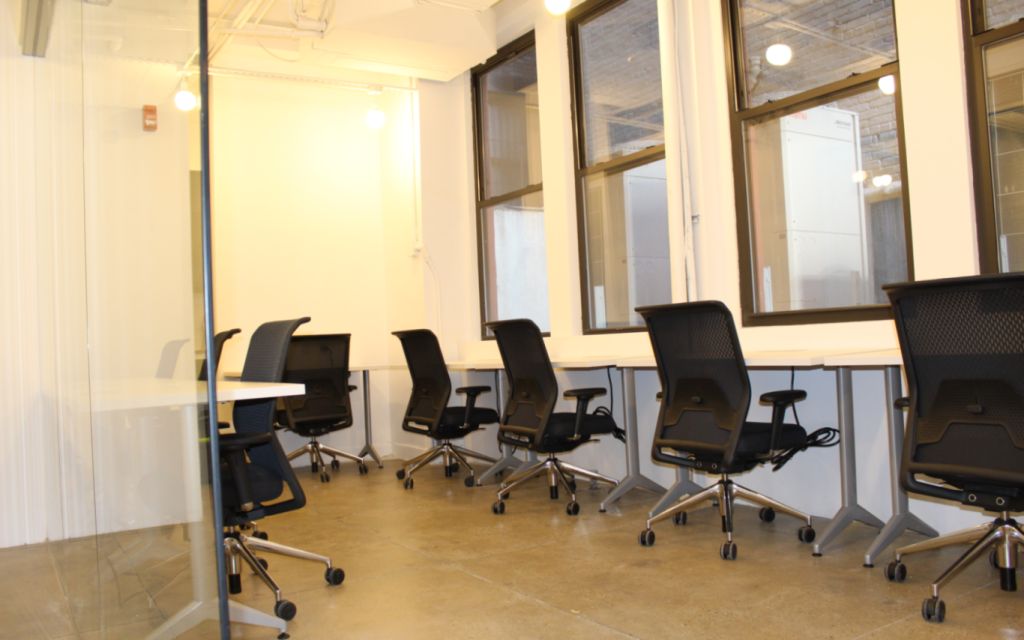 1216 Broadway, 10001