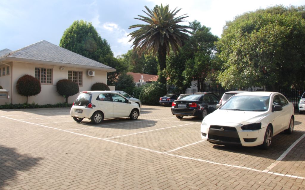 105 Oxford Road, Saxonwold, 2196